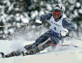 (1)Japan's Kimura wins in men's slalom